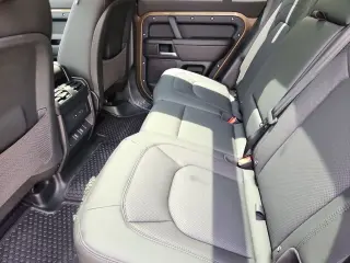 2026 Land Rover Defender 110
