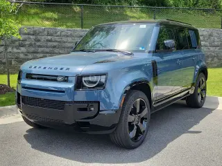 2026 Land Rover Defender 110