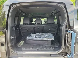 2026 Land Rover Defender 110