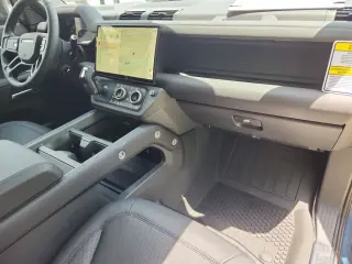 2026 Land Rover Defender 110