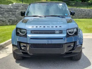 2026 Land Rover Defender 110