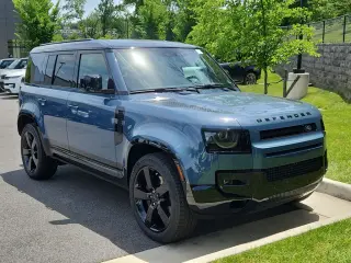 2026 Land Rover Defender 110