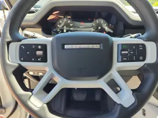 2026 Land Rover Defender 110