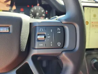 2026 Land Rover Defender 110