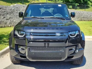 2026 Land Rover Defender 110