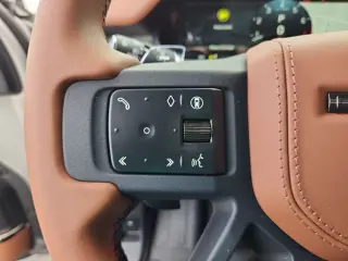 2026 Land Rover Defender 110