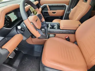2026 Land Rover Defender 110