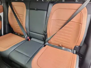 2026 Land Rover Defender 110