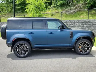 2026 Land Rover Defender 110