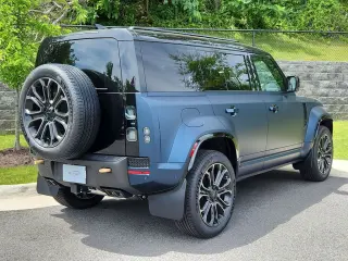 2026 Land Rover Defender 110