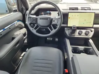 2026 Land Rover Defender 110