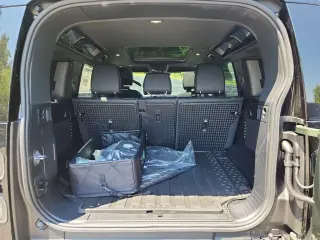 2026 Land Rover Defender 110