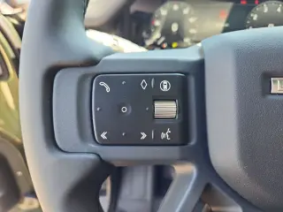 2026 Land Rover Defender 110