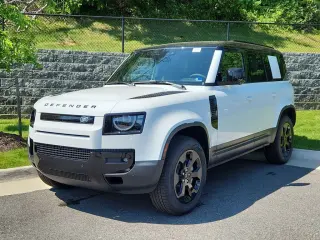 2026 Land Rover Defender 110