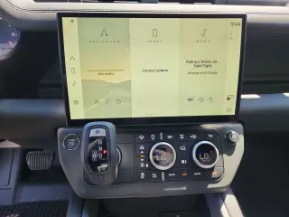 2026 Land Rover Defender 110