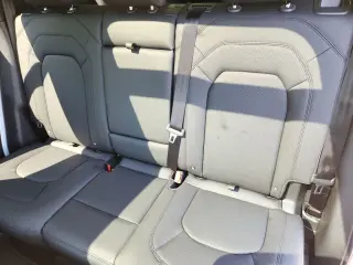 2026 Land Rover Defender 110