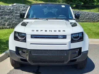 2026 Land Rover Defender 110