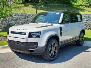 2026 Land Rover Defender 110