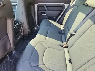 2026 Land Rover Defender 110