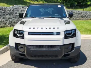 2026 Land Rover Defender 110