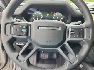 2026 Land Rover Defender 110