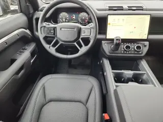 2026 Land Rover Defender 110