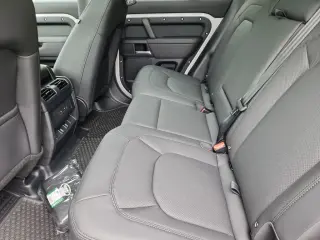2026 Land Rover Defender 110