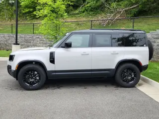 2026 Land Rover Defender 110