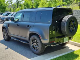 2026 Land Rover Defender 110