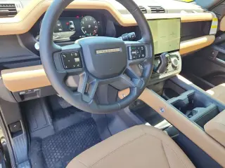 2026 Land Rover Defender 110