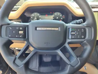2026 Land Rover Defender 110