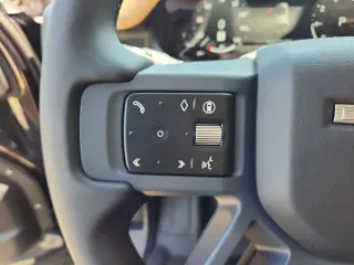 2026 Land Rover Defender 110
