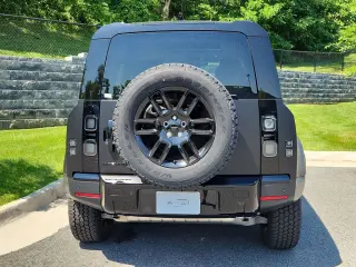 2026 Land Rover Defender 110