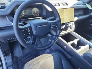 2026 Land Rover Defender 110