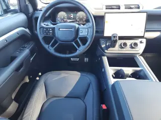 2026 Land Rover Defender 110