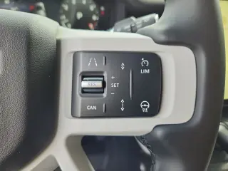 2026 Land Rover Defender 110