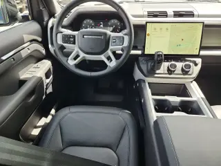 2026 Land Rover Defender 110