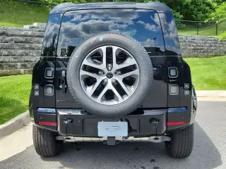 2026 Land Rover Defender 110
