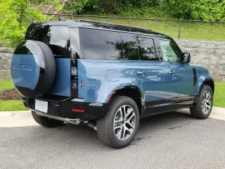 2026 Land Rover Defender 110