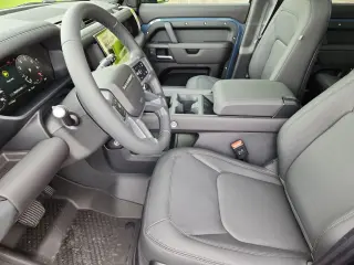 2026 Land Rover Defender 110