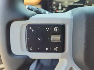 2026 Land Rover Defender 110