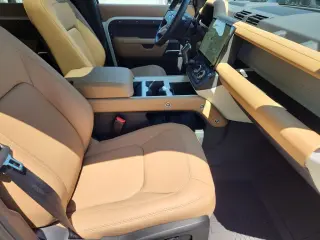 2026 Land Rover Defender 110