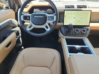 2026 Land Rover Defender 110