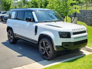 2026 Land Rover Defender 110