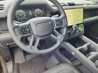 2026 Land Rover Defender 110