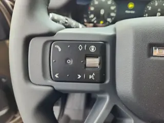 2026 Land Rover Defender 110