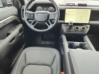 2026 Land Rover Defender 110