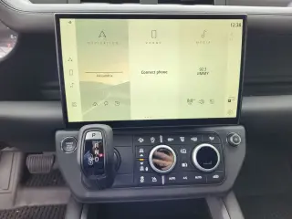 2026 Land Rover Defender 110