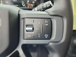 2026 Land Rover Defender 110