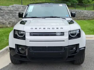 2026 Land Rover Defender 110